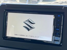 【純正ナビ】人気の純正ナビを装備。オーディオ機能も充実しており、Bluetooth接続すればお持ちのスマホやMP3プレイヤーの音楽を再生可能！毎日の運転がさらに楽しくなります！！