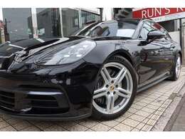 ◆LEDマトリックスヘッドライトPDLS+ ◆20inパナメーラターボAW ◆ソフトクローズドア