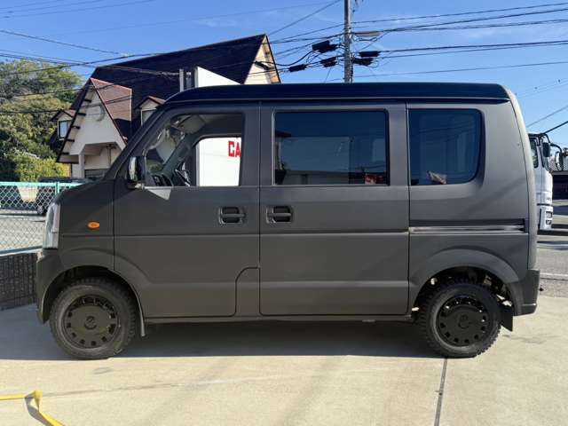 安くても楽しくカッコいい可愛い車をモットーにカスタムカーなど中古車販売をしています、TOMMYCARS　トミーカーズです。