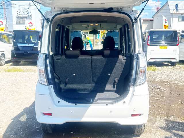 ●ネオドライブ函館支店●の中古車をご覧になって頂きありがとうございます！当店は国道5号線沿いに面しており、のぼりが目印となっております！