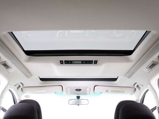 アルパインナビ、メーカーナビ、TV、AC100V、黒本革、ブラウンレザー、サンルーフ、360度カメラ、20/21インチアルミ、デジタルインナーミラー、カスタム、修復(歴無し)、認定中古車、7人、8人乗りなど仕入れ予定あり