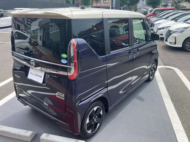 日産中古車の保証である走行距離無制限の『ワイド保証』が含まれておりますので、期間内に対象のパーツを保証させて頂きます！