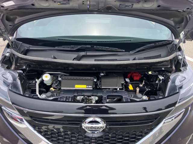 ◆エンジンルーム◆クリーニングして綺麗にしております。◆点検◆納車前には日産の専門サービススタッフが責任をもって法定点検・整備させて頂きます。