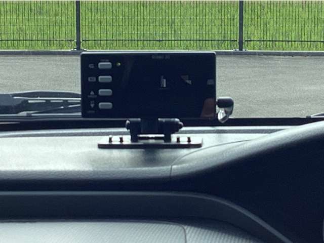 ドライブレコーダー装備♪映像と音声を記録してくれるドライブレコーダーは、事故の際に確かな証拠能力を発揮してくれます。