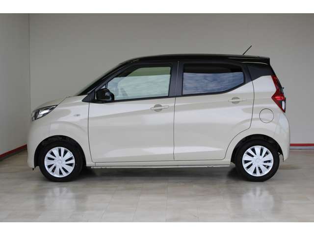 最長10年10万km特別保証延長対象車！初年度登録から最長10年または10万km走行のいずれか早いほうまで、無料で特別保証部品の修理を致しますので、乗ってから安心！明細はスタッフまでお問い合わせ下さい。