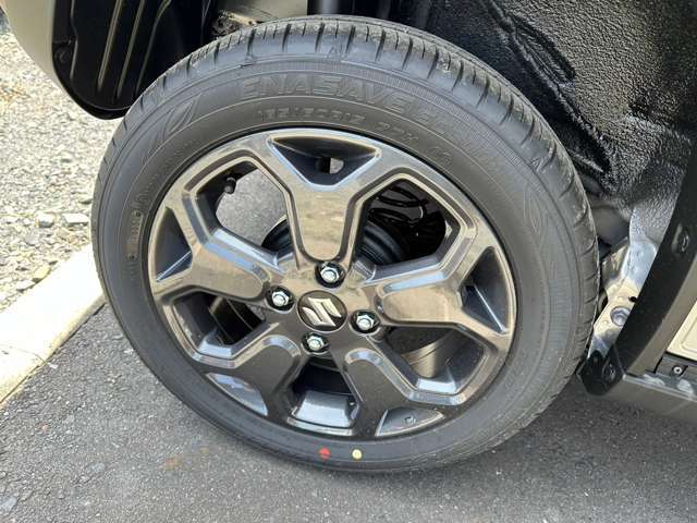 ハスラーのタイヤのサイズは、165/60R15です！