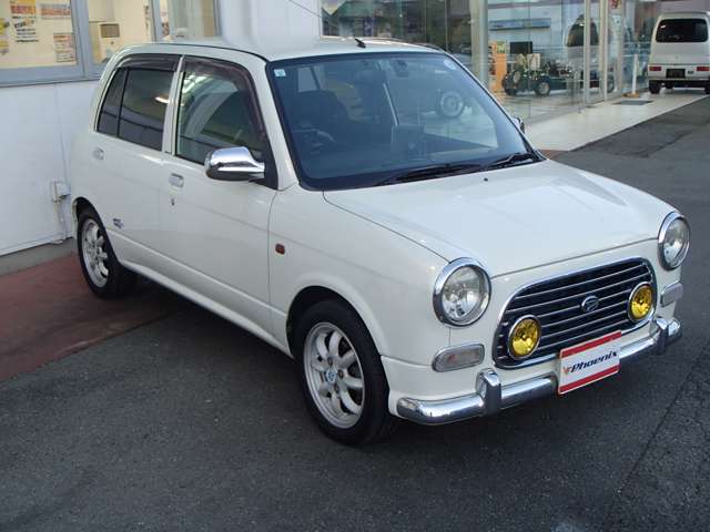 タイベル交換済★9型DSPオーディオ★ナビTV★バックカメラ★ETC2.0★メッキミラー★イエローフォグ★キーレス★HIDライト★ウォーターポンプ交換済★禁煙車★前後ドラレコ★Bluetooth★