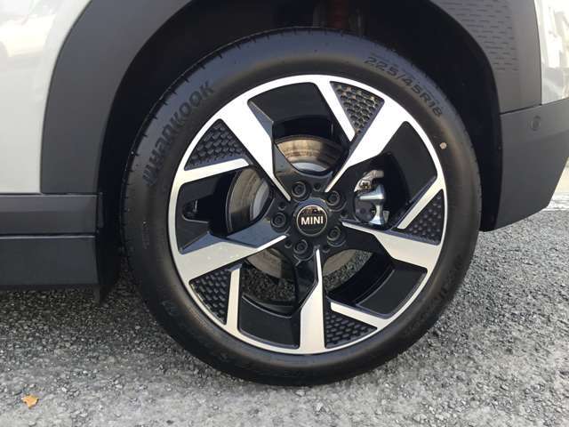 認定中古車規定整備を実施致します。詳細はMINI NEXT奈良　フリーダイヤル【0078-6002-419472】へお気軽にお問い合わせ下さいませ！