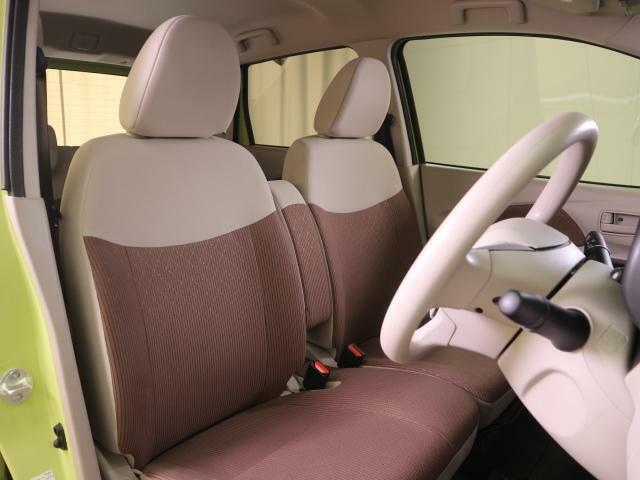 視点が高い運転席は、安全運転の手助けをします。