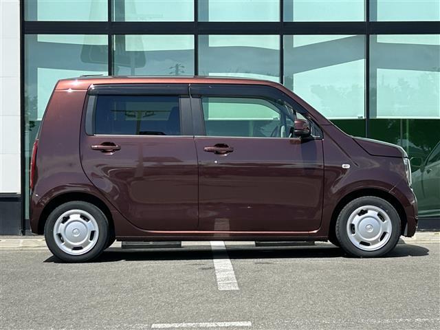 店舗にて現車の確認もいただけますので、お電話で在庫のご確認の上是非ご来店くださいませ。
