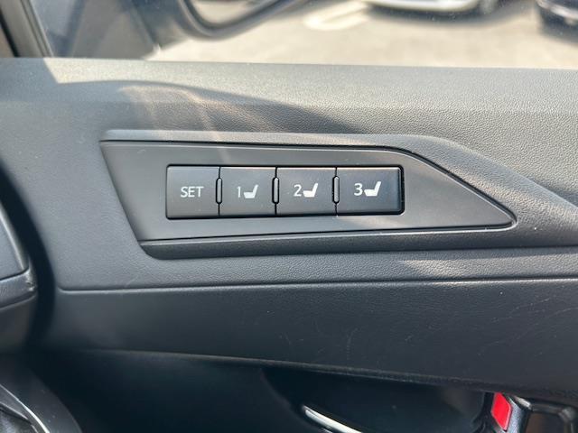 【運転席操作部】快適なドライブを楽しむための機能が装備されています！運転席から触れるので、使いやすいです！除菌プランいれていただくと、さらに清潔で安心していただけます！