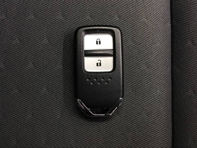 スマートキーです！ドアの施錠・解錠・エンジンの始動がスムーズで大変便利です！