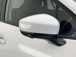 【ドアミラー】大きくて見やすいので、後方を見るときも安心です！