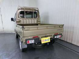 安心のメーカー保証です。基本保証3年60,000km、特別保証5年100,000kmです。延長保証も対応可能（一部不可）。当店はもちろん全国のディーラーが窓口です。リコールも同様に全国で対応致します。