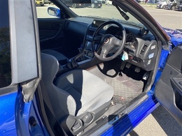 当店は常時100台以上の展示車輛を取りそろえ皆様のお越しをお待ちしております。