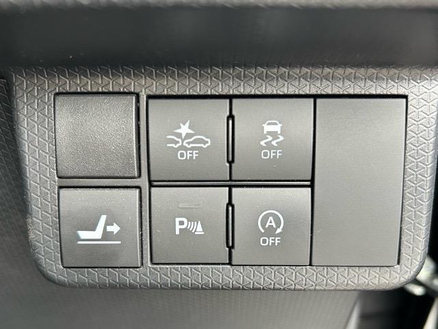 【　衝突被害軽減ブレーキ　】衝突軽減ブレーキ付き♪誤操作で万が一、前方の車に衝突しそうになった際に自動でブレーキが作動し衝突の被害を軽減します！