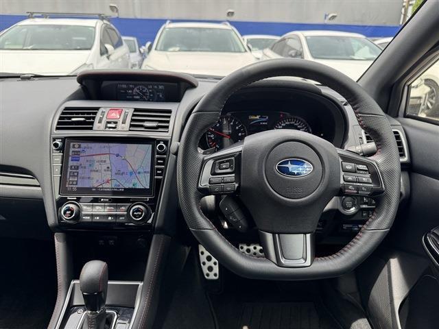 アイサイト・4WD・黒革シート・フルセグナビ・バックカメラ・DVD再生・Bluetooth・ETC・ステアシフト・シートヒーター・オートハイビーム・ACC・BSM・コーナーセンサー・フロアマット
