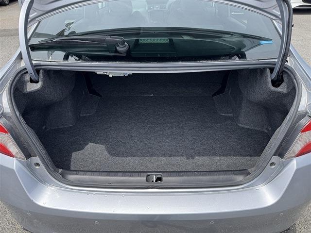 アイサイト・4WD・黒革シート・フルセグナビ・バックカメラ・DVD再生・Bluetooth・ETC・ステアシフト・シートヒーター・オートハイビーム・ACC・BSM・コーナーセンサー・フロアマット