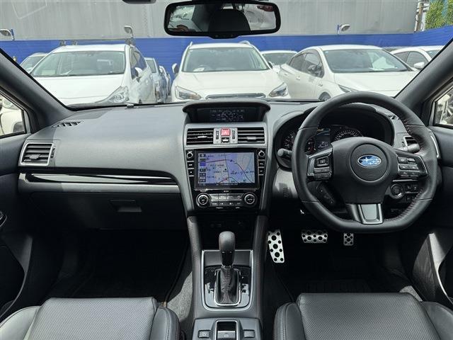 アイサイト・4WD・黒革シート・フルセグナビ・バックカメラ・DVD再生・Bluetooth・ETC・ステアシフト・シートヒーター・オートハイビーム・ACC・BSM・コーナーセンサー・フロアマット