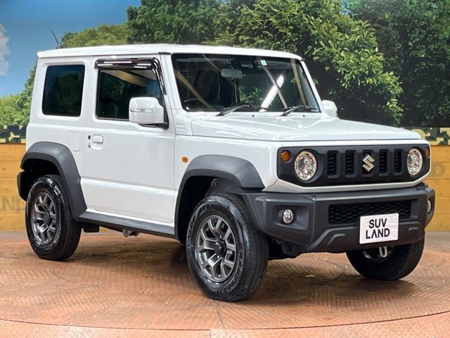 大好評のボディコーティング「弾スプラッシュコート」もご納車までに施工可能。通常のガラスコートと異なる、耐久年数6年の無機質ガラスコーティングが、ボディをキレイな状態に保ってくれます。