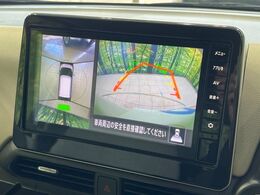 【アラウンドビューモニター】専用のカメラにより、上から見下ろしたような視点で360度クルマの周囲を確認することができます☆死角部分も確認しやすく、狭い場所での切り返しや駐車もスムーズに行えます。