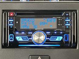 操作ラクラクな　AM/FMラジオ付CDプレーヤーを装備しています。Bluetooth接続にも対応しています。