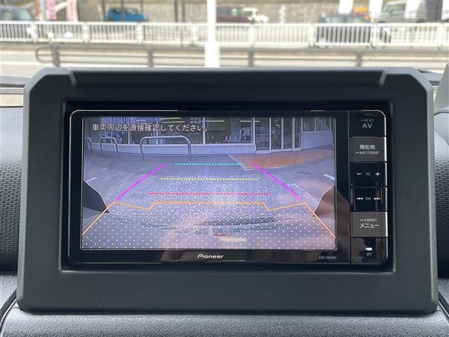こちらカーナビの写真になります。一通りの装備はついてます。動作確認済みです。詳しい機能に関しましては装備欄を確認ください。ドライブには必須の装備ですよね。個人差はありますが、音の臨場感が素晴らしです！
