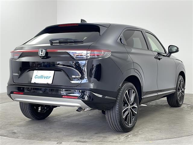 ・車速連動間欠/バリアブル間欠フロントワイパー・電動格納式リモコンドアミラー・リバース連動ドアミラー・オートリトラミラー・純正18インチアルミホイール