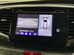 全方位モニターがついています！　車の周囲を360°安全確認できるので、普段の駐車はもちろんの事、縦列駐車や幅寄せの際にも活躍してくれますよ。
