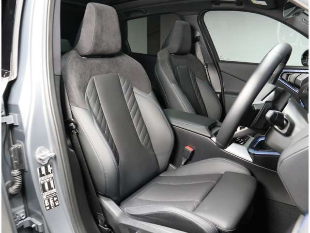 Abe BMWでは全国納車に対応しております。担当スタッフがご自宅までご納車にお伺いをさせて頂いております。輸送会社任せでなく当社スタッフがお届けいたしますので、安心してお買い求めいただけます。（別途有償）