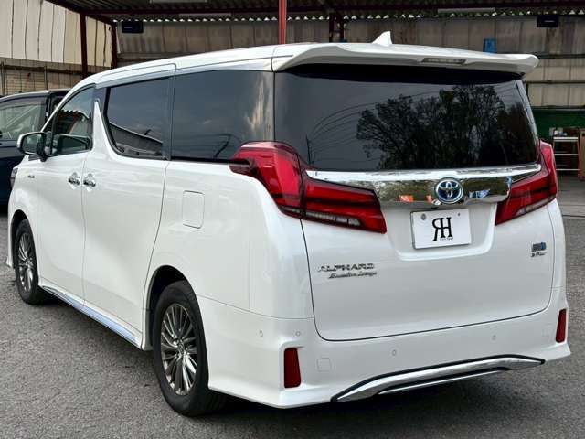 他にも在庫約50台前後取り扱いしています！！在庫にない車両（注文販売）も可能ですので是非お問合せ下さい！！