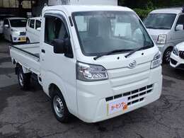 法定整備の内容は通常ドライバーが行う運行前点検とは違って、車の主要部品など非常に多数の項目をチェックします。チェックした結果、法定整備にかかわる部品に修理が必要であれば修理交換をおこないます。