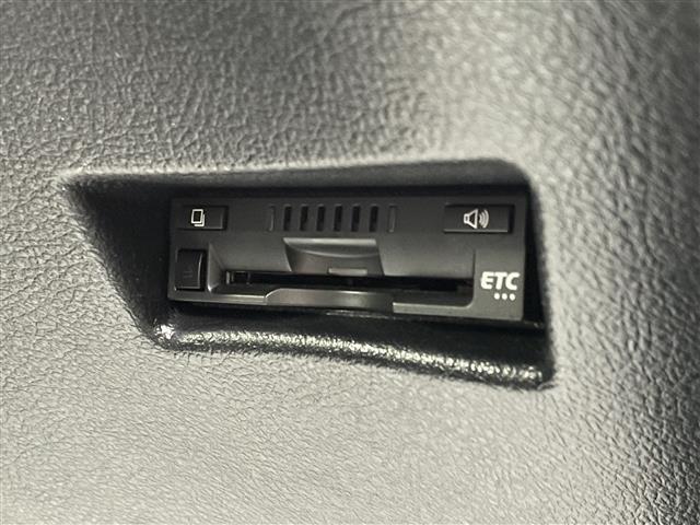 【　ETC　】今やカーライフにおける重要性はナビにも匹敵するのではないでしょうか？セットアップを行うことで利用可能になります！