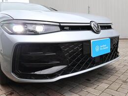 先進のIQ.LIGHT搭載　22個のLEDライトが前方の道路状況を検知し照射エリアを最大限に確保