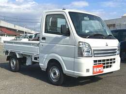 新車と同様の保証（有料）がつけられます。また各地域の店舗に最新の大型整備工場とプロメカニックが常駐しておりアフターメンテナンスもお任せください。
