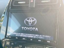 【メーカー純正ナビ】インテリアに溶け込むスタイリッシュな「専用設計」メーカーナビを装備♪視認性や操作性など基本性能にも優れ、より上質なカーライフをお楽しみいただけます。