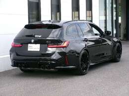 名鉄AUTOオリジナルコーティングMコートをはじめウインドフィルム施工、ドライブレコーダー取付、BMWパフォーマンスアクセサリーなど各種承ります。