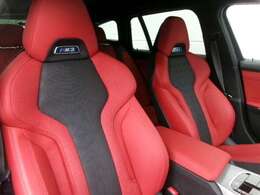 高級感のあるレザーシートです