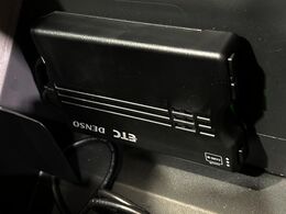 【ETC】高速道路の料金所をストレスなく通過！話題のスポットやサービスエリアに多い「スマートIC」利用時は必須のアイテムです。当店でセットアップを実施、ご納車当日からすぐにご利用いただけます！