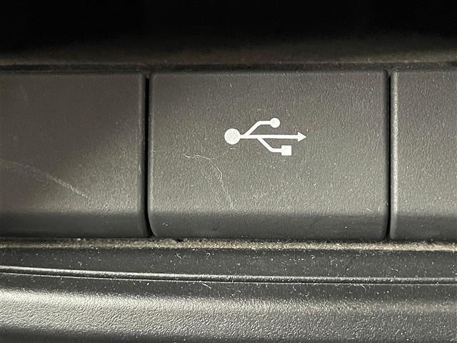 【運転席操作部】快適なドライブを楽しむための機能が装備されています！運転席から触れるので、使いやすいです！除菌プランいれていただくと、さらに清潔で安心していただけます！