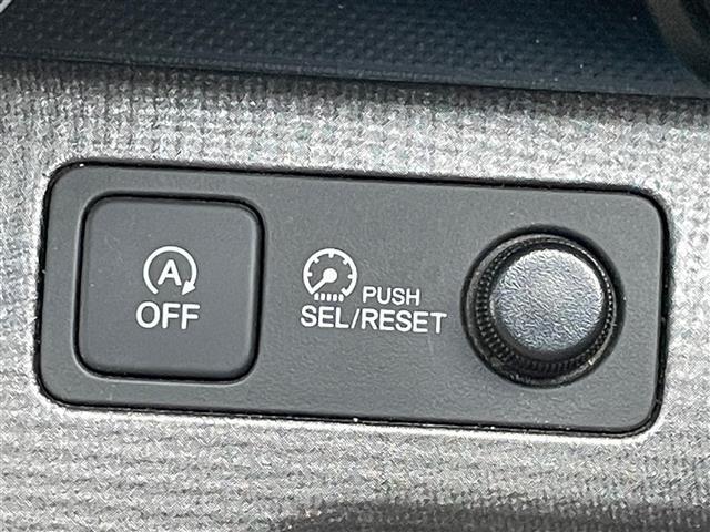 【運転席操作部】快適なドライブを楽しむための機能が装備されています！運転席から触れるので、使いやすいです！除菌プランいれていただくと、さらに清潔で安心していただけます！