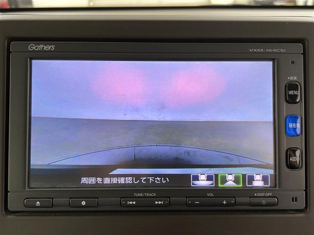 年中無休。札幌最大級常時の250台展示場でお出迎えします。大型展示場だけではなく明るい室内でもゆっくりおくつろぎいただけます。