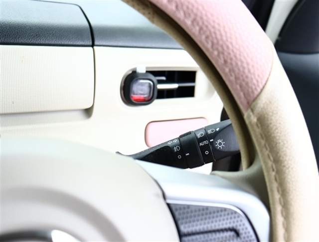 当社全店神奈川県内8店舗、総台数800台の中からお客様の一台をお選びください。きっとお客様の理想のお車見つかります！