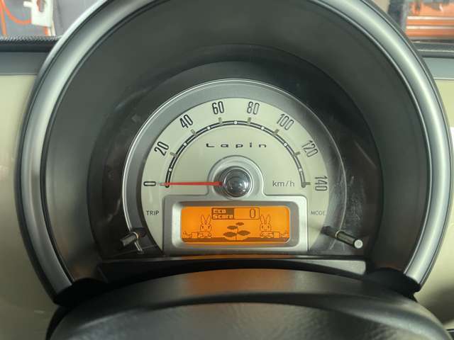 大分光吉ICから車で10分のところにございます！大きな赤い建物なのでわかりやすいですよ♪