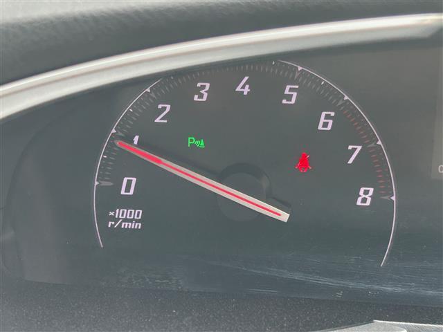 【スピードメーター】メーターがシンプルで見やすく運転しやすいですね！