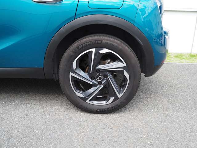 タイヤ：ミシュラン社製、プライマシー4_215/55R18インチ_ホイール綺麗な状態です