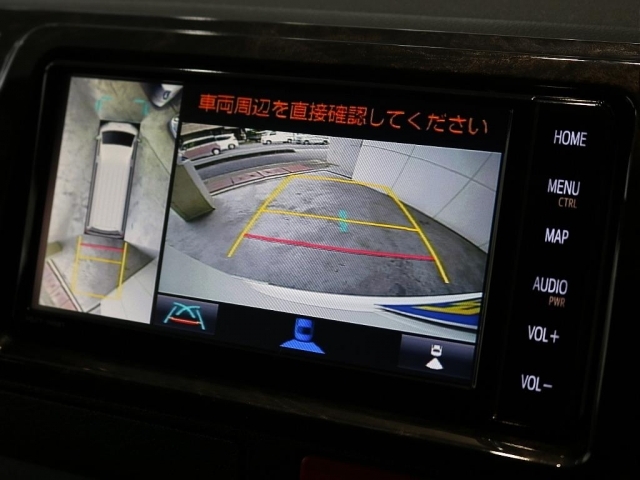 バックカメラが搭載されているので駐車も安心です☆☆