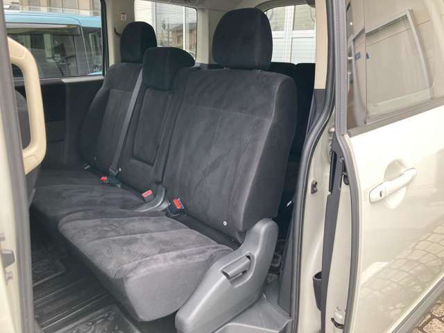 【ディーラーの車は高い？】実はそんなことないんです！ディーラーは自社で車を仕入れているので安いんです☆さらに諸費用も明確で安いので、総額で比較してみてくださいね♪