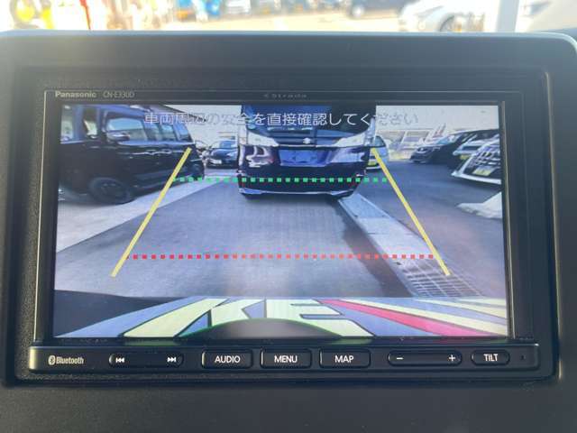 【バックカメラ】付で方向確認も安心です。狭い駐車場や後方確認しにくい場所で活躍します♪駐車が苦手な方にもオススメな便利機能です！