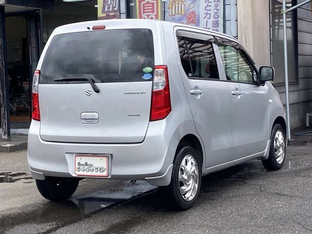 当社認証工場にて整備士が整備車検を行います。車検・整備も安心格安にてお受け致します。お客様のご来店を心よりお待ちしております。